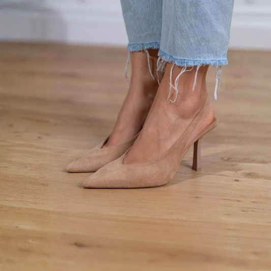 TACONES BAJOS COLOR NUDE
