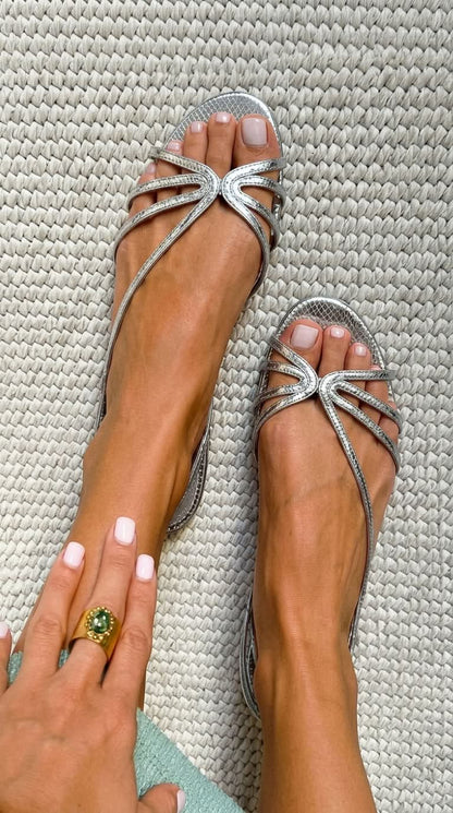 GINEBRA | SANDALIAS DORADAS DE ELEGANCIA VERANIEGA