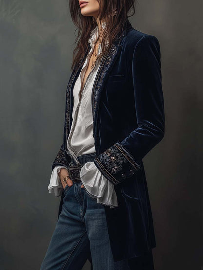 Abrigo Blazer Celeste de Terciopelo Azul con Bordados