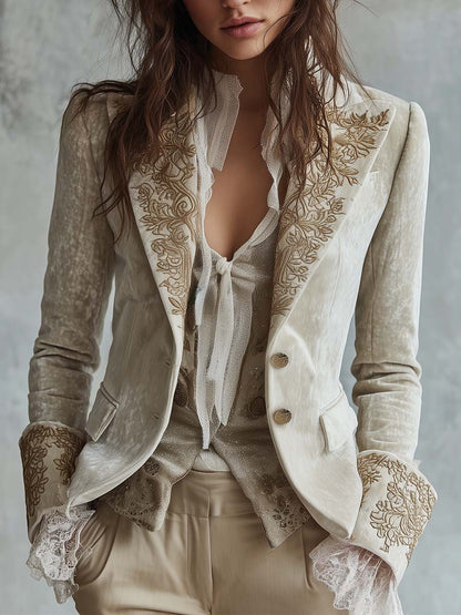 Blazer Clara de Terciopelo Marfil con Bordados Dorados