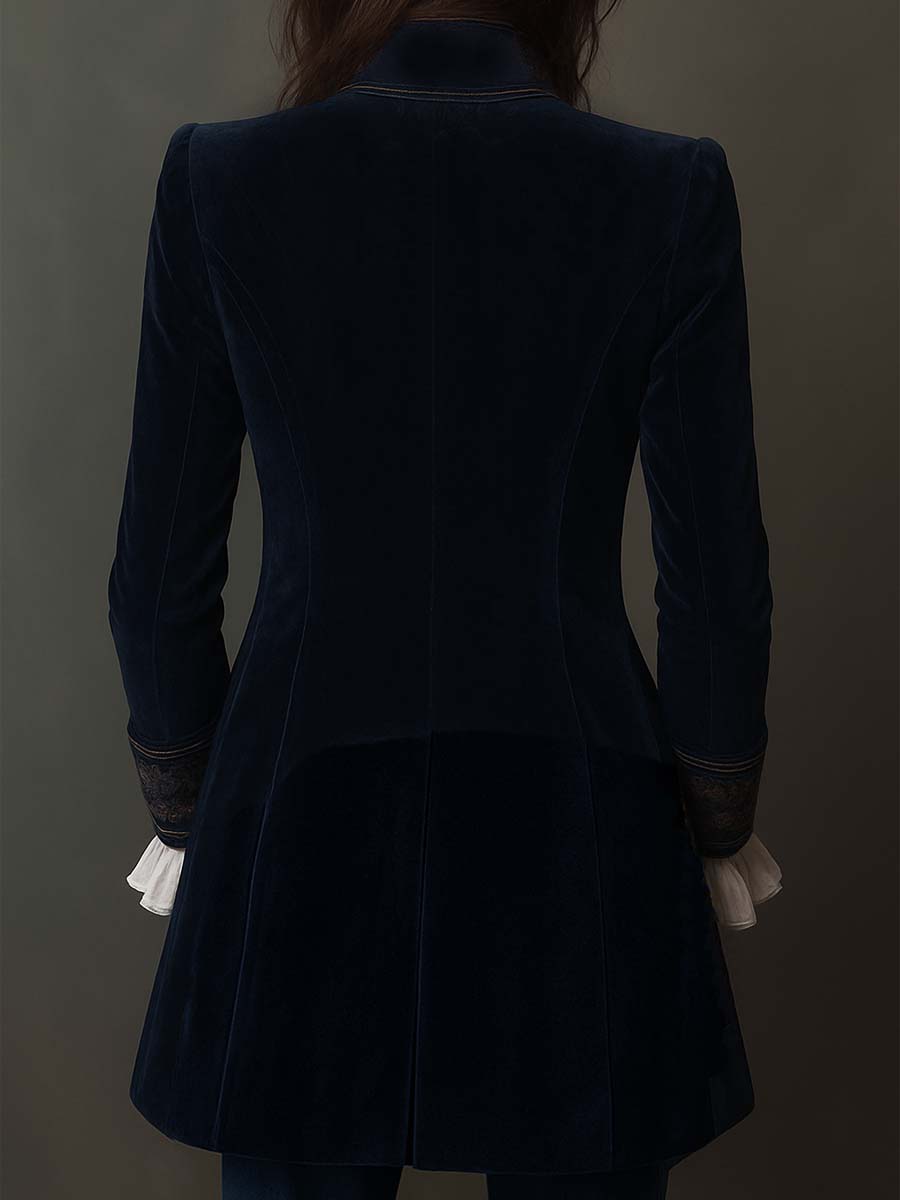 Abrigo Blazer Celeste de Terciopelo Azul con Bordados