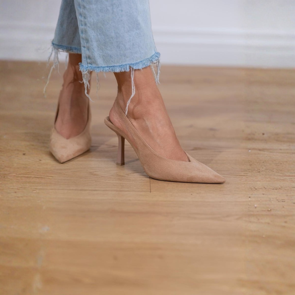 TACONES BAJOS COLOR NUDE