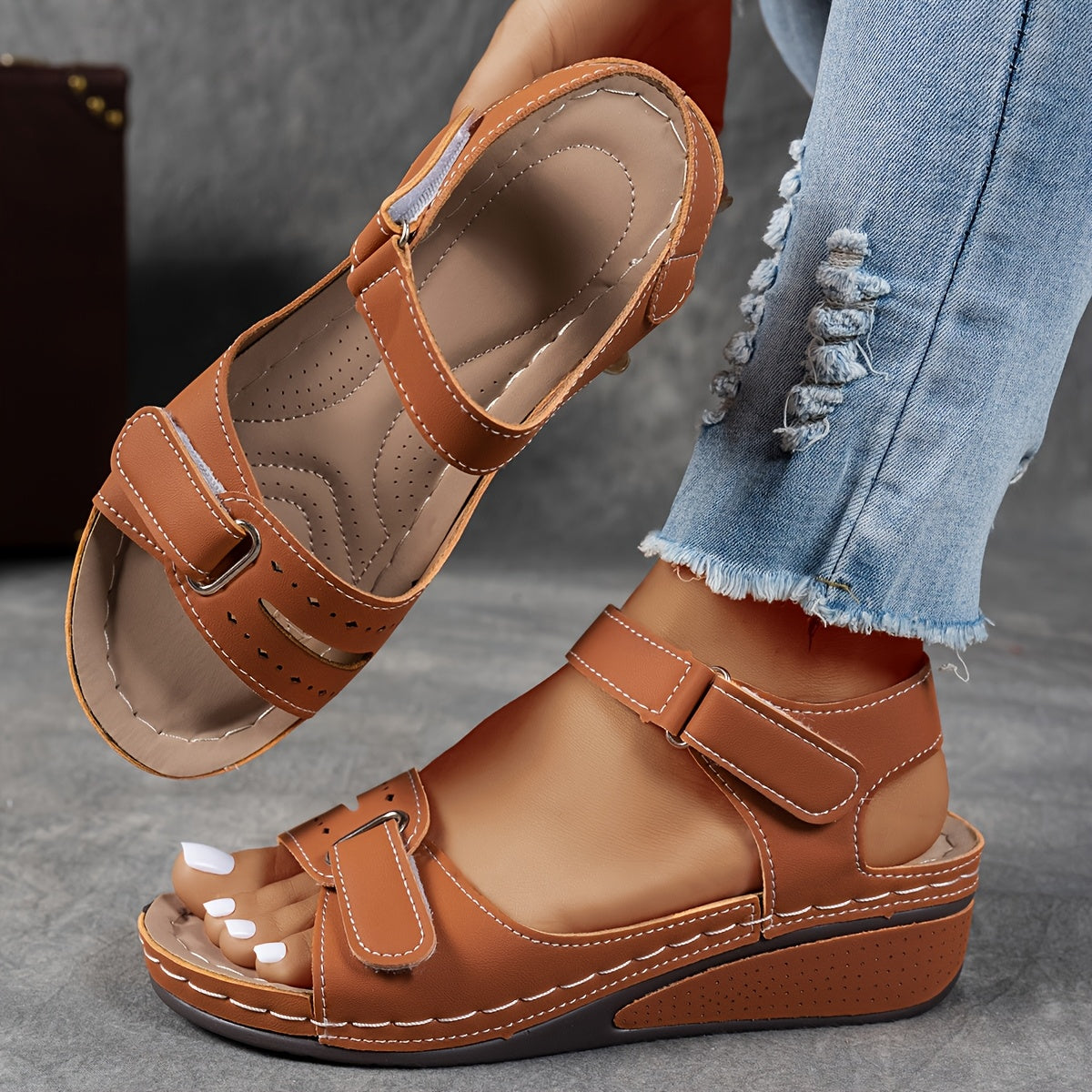 SANDALIAS ERGONÓMICAS ELEGANTES