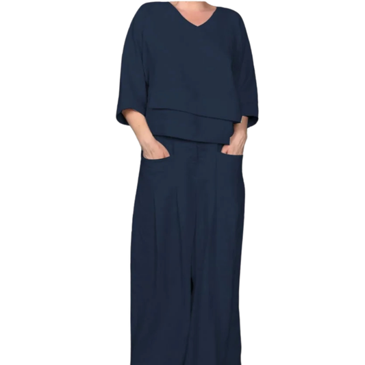 TRAJE MINIMALISTA DE DOS PIEZAS GRANDE
