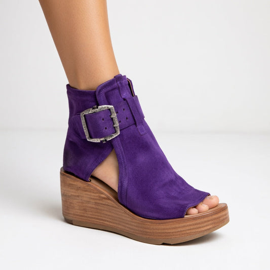 BOTINES DE CUÑA CON PUNTA ABIERTA