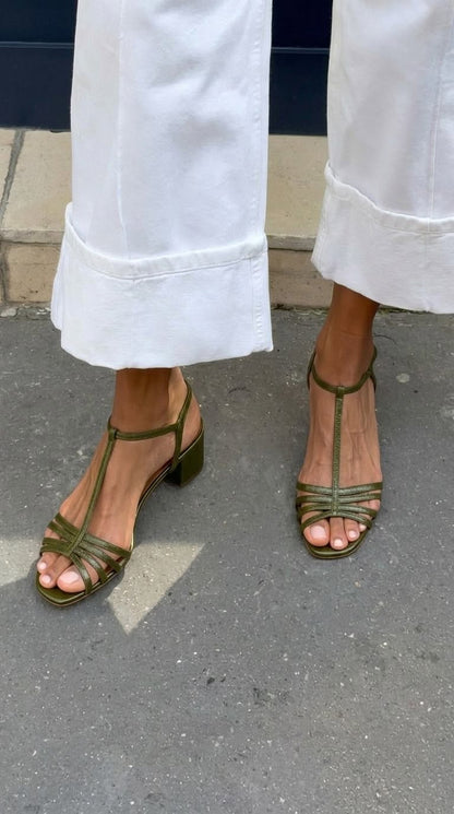 ALLEGRA | SANDALIAS DORADAS PARA LA ELEGANCIA COTIDIANA